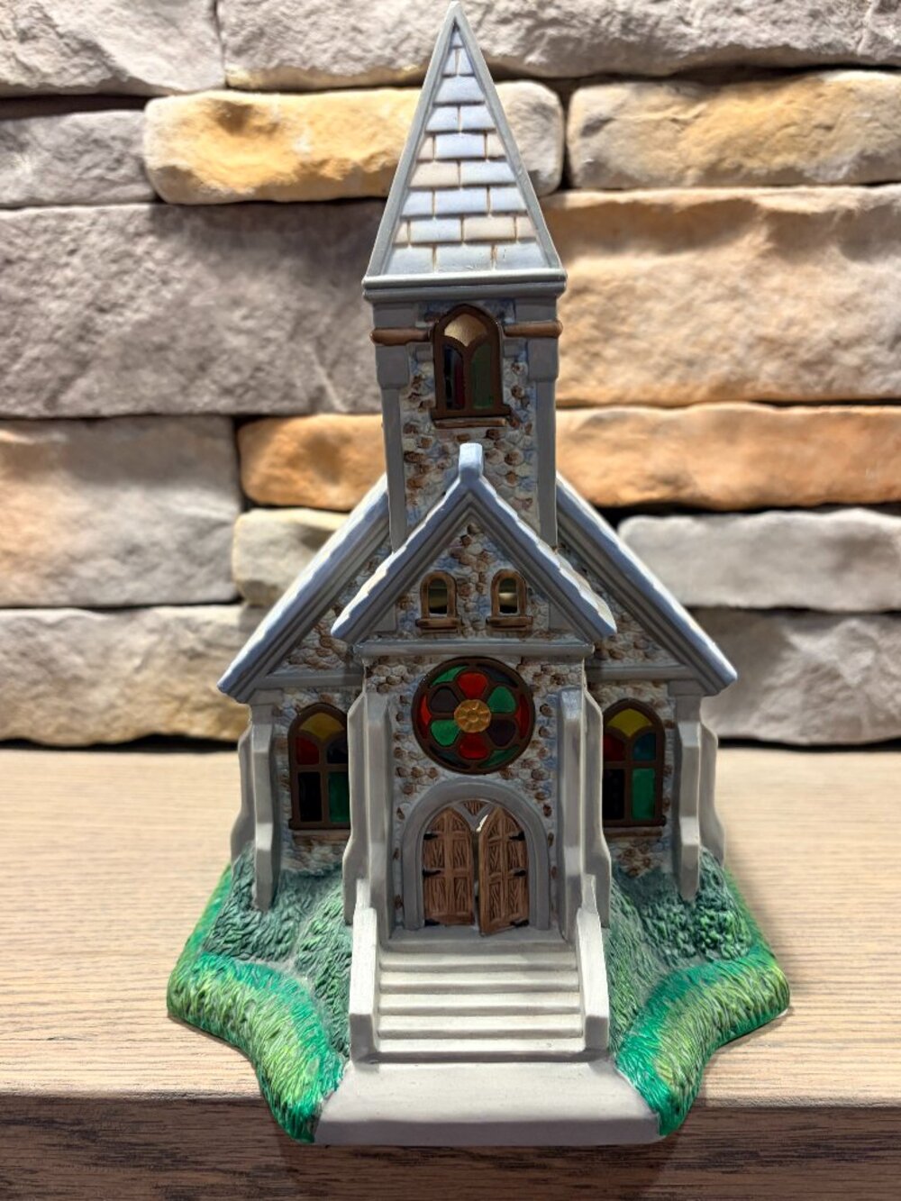 PartyLite-Olde World Village-Victorian Church